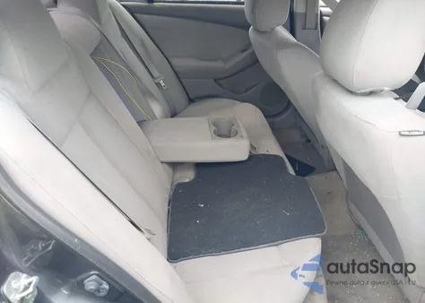 2012 Nissan Altima 2.5 из США, поврежденный, VIN 1N4AL2AP2CN464018